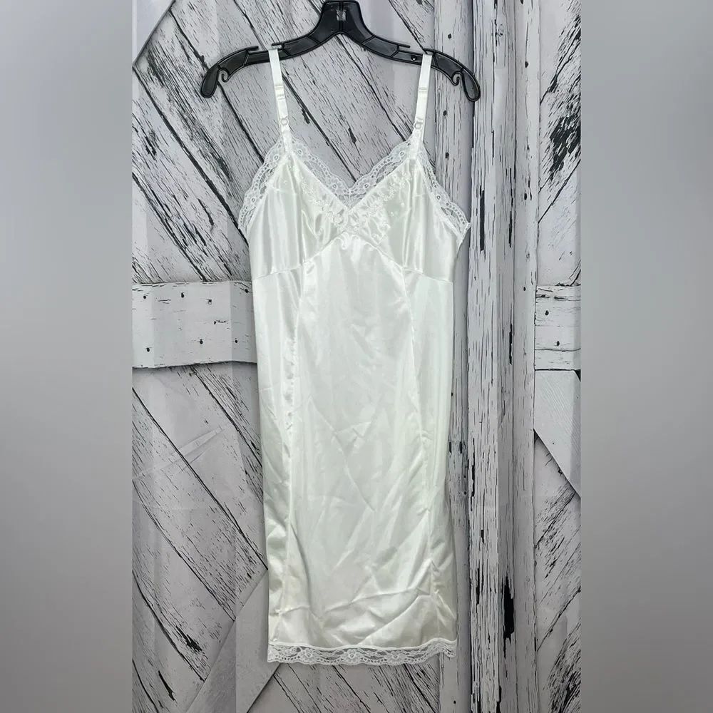 Vintage Sears White Slip Nylon Size 36